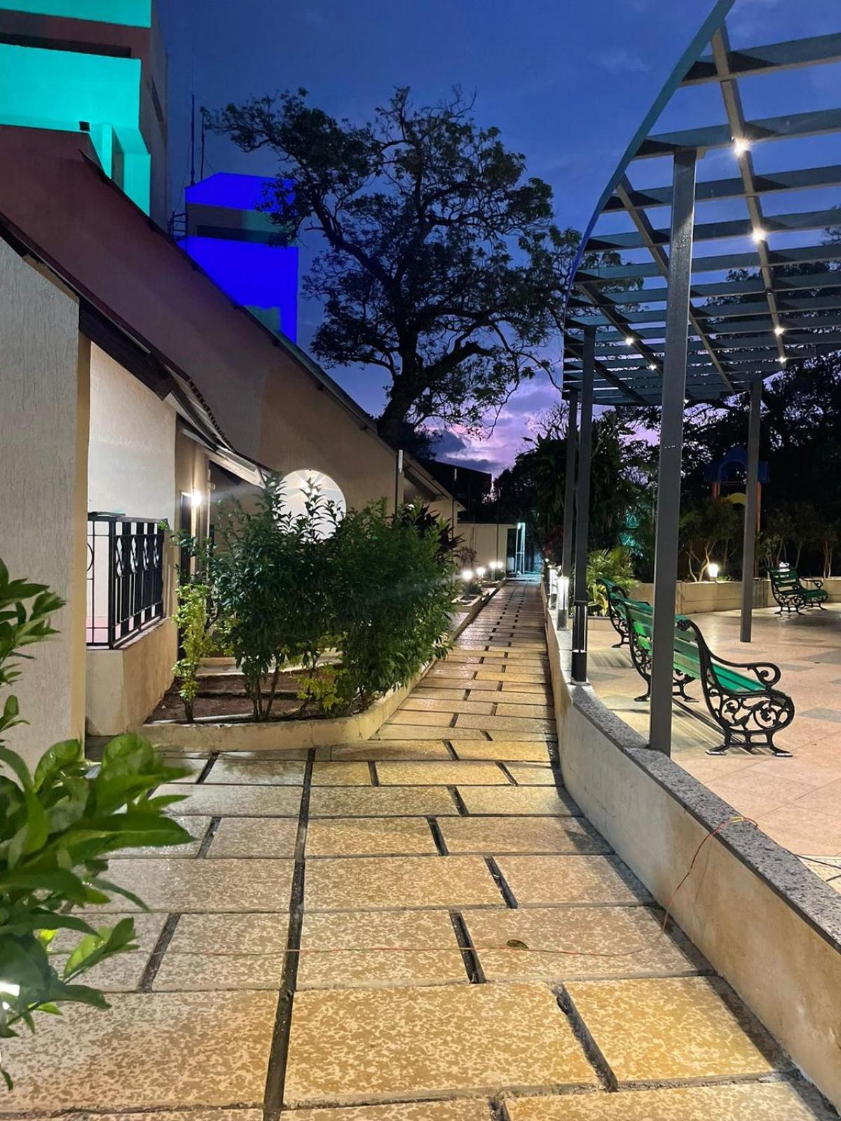 The Byke Shanti Villa - Mahableshwar マハバレシュワール エクステリア 写真